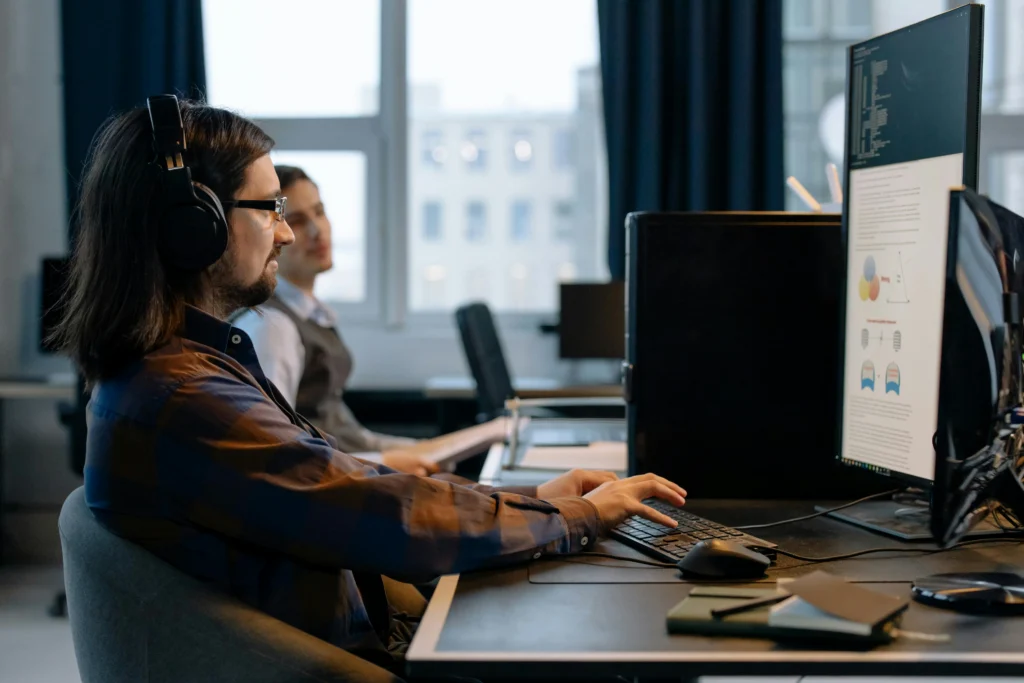Infogérance et maintenance de parc informatique pour entreprises à Plaisir